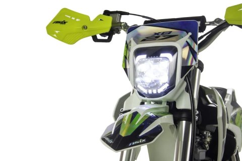 Cross ASIX XB27 90 4T automat E-start zielony