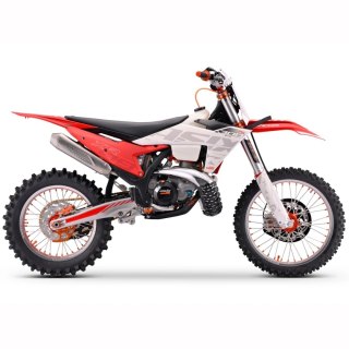 Cross ASIX XR99 300 2T czerwony
