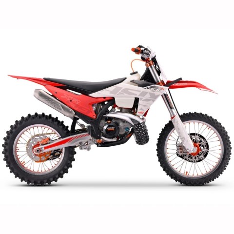 Cross ASIX XR99 300 2T czerwony